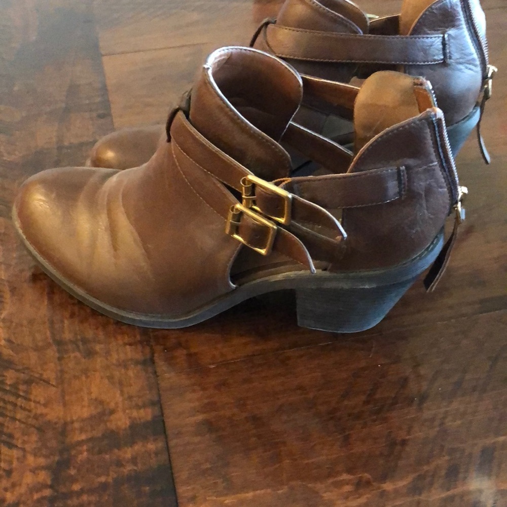 Ankle boots